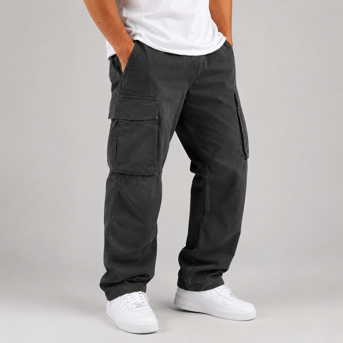 Men's Relaxed-Fit Cargo Pants with Drawstring Waist