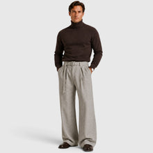 Men's Pleated Straight Leg Dress Pants