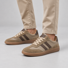 Rowenfield Men's Classic Retro Sneakers